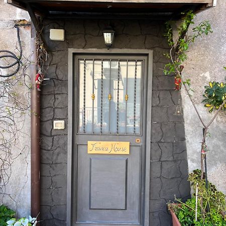 Francahouse Appartement Catánia Buitenkant foto